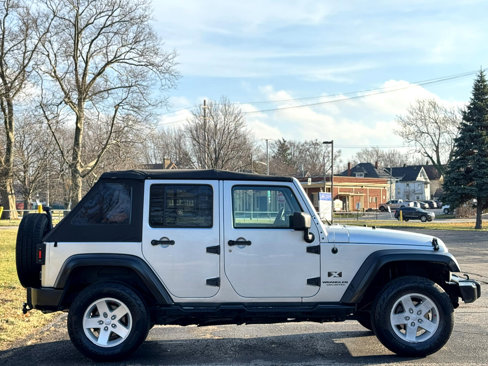 Used 2008 Jeep Wrangler Unlimited X image 8