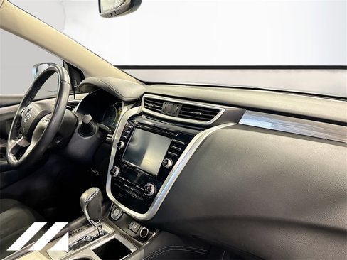 Used 2018 Nissan Murano SV image 27