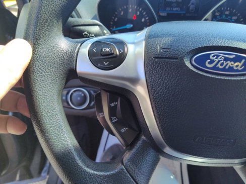 Used 2016 Ford Escape SE w/ SE Cold Weather Package image 25