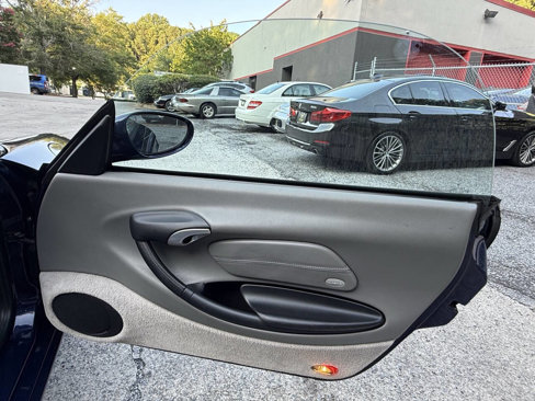 Used 2001 Porsche Boxster image 37