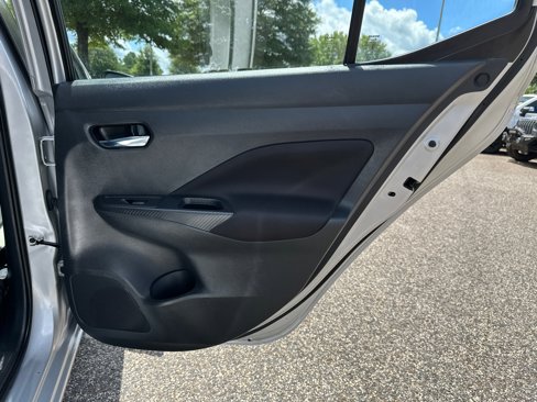 Certified 2021 Nissan Versa SV image 16