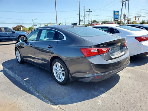 Used 2016 Chevrolet Malibu LT image 3