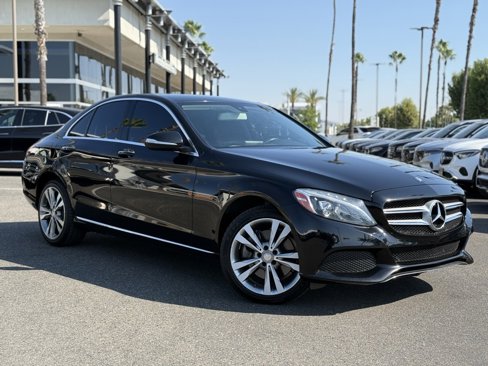 Used 2015 Mercedes-Benz C 300 4MATIC Sedan image 1