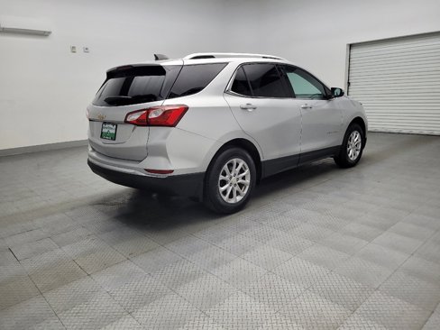 Used 2018 Chevrolet Equinox LT w/ Sun & Infotainment Package image 9