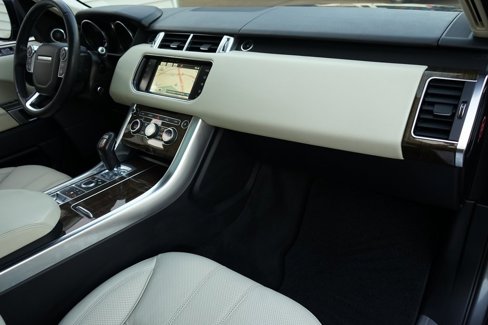 Used 2016 Land Rover Range Rover Sport HSE image 5