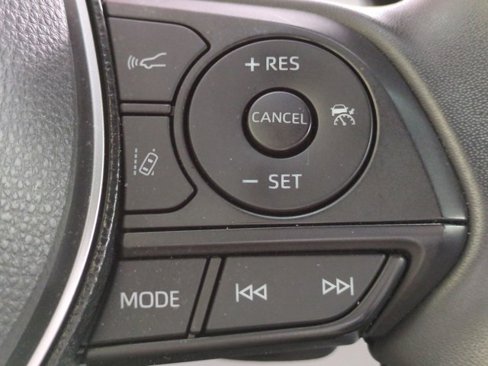 Used 2021 Toyota Corolla SE image 24