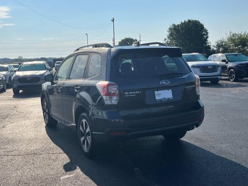 Used 2018 Subaru Forester 2.5i Premium w/ All-Weather Package image 5