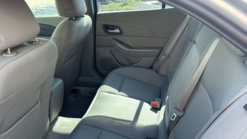 Used 2015 Chevrolet Malibu LS image 28
