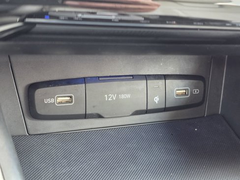 Certified 2022 Hyundai Tucson Limited image 23