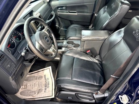 Used 2012 Jeep Liberty Limited Jet image 21