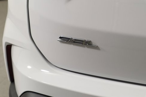 Used 2024 Ford Edge SEL image 7