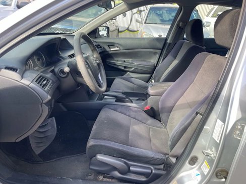 Used 2010 Honda Accord LX image 8