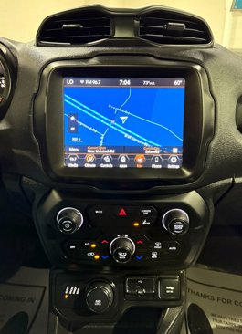 Used 2021 Jeep Renegade Limited w/ Sun & Sound Group image 12