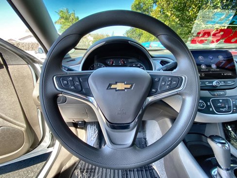 Used 2020 Chevrolet Malibu LS image 13