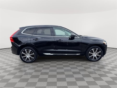 Used 2018 Volvo XC60 T6 Inscription w/ Vision Package image 5