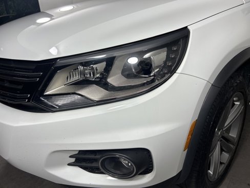 Used 2017 Volkswagen Tiguan Sport image 25