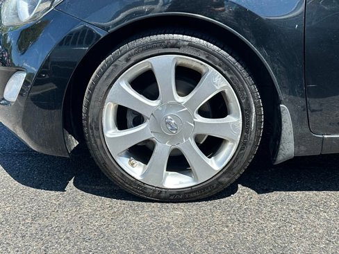 Used 2013 Hyundai Elantra Limited image 10