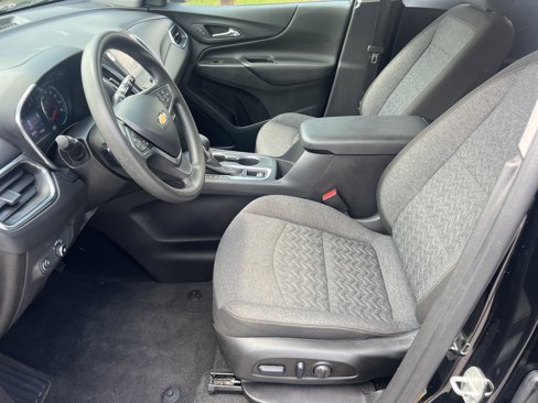 Used 2023 Chevrolet Equinox LT image 9