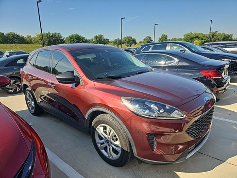 Used 2021 Ford Escape S image 3