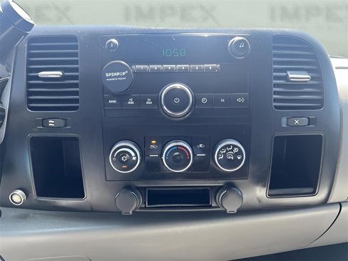 Used 2014 Chevrolet Silverado 3500 W/T image 20