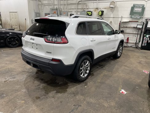 Used 2019 Jeep Cherokee Latitude Plus w/ Cold Weather Group image 4