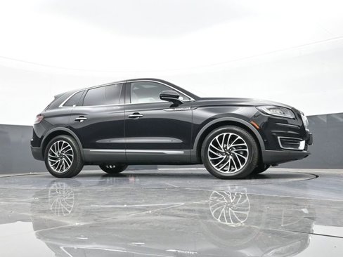 Used 2019 Lincoln Nautilus Reserve image 42