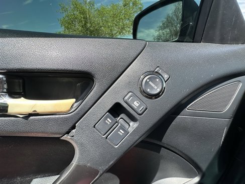 Used 2012 Hyundai Genesis 2.0T image 23