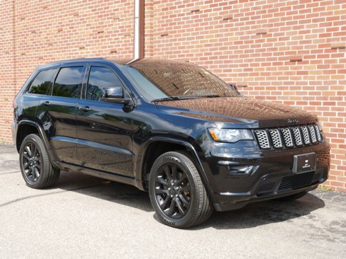 Used 2021 Jeep Grand Cherokee Laredo X image 27