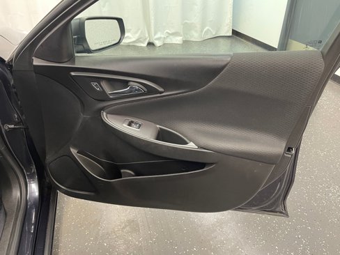 Used 2023 Chevrolet Malibu LT image 7