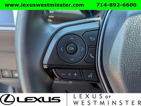 Used 2021 Toyota Venza XLE image 22