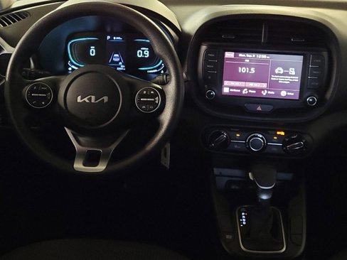 Used 2023 Kia Soul LX w/ Option Group 015 image 22