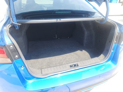 Used 2022 Nissan Versa SR image 20