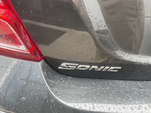 Used 2019 Chevrolet Sonic LT w/ RS Package image 22