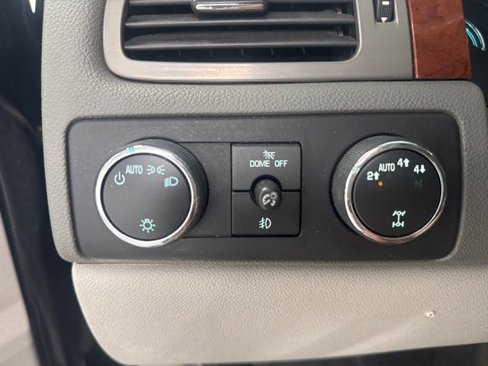 Used 2013 Chevrolet Suburban LT w/ Texas Edition image 40