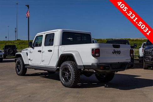New 2025 Jeep Gladiator Sport image 12