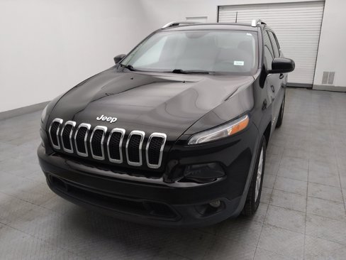 Used 2018 Jeep Cherokee Latitude image 15