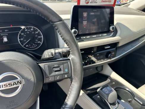 Used 2021 Nissan Rogue SL image 20