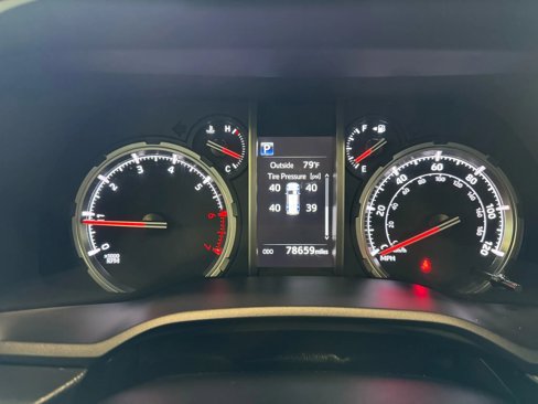 Used 2021 Toyota 4Runner TRD Off-Road Premium w/ Moonroof Package image 16