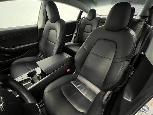 Used 2018 Tesla Model 3 Long Range image 9