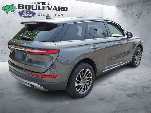 Used 2020 Lincoln Corsair AWD w/ Equipment Group 101A image 7