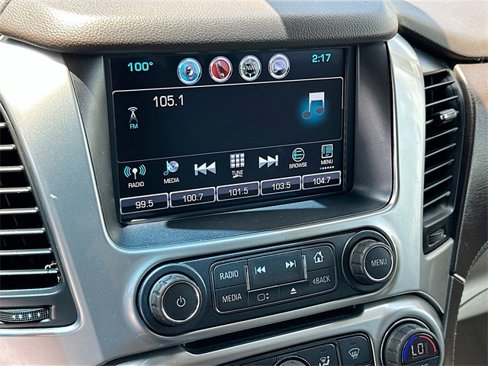 Used 2018 Chevrolet Suburban LT image 15