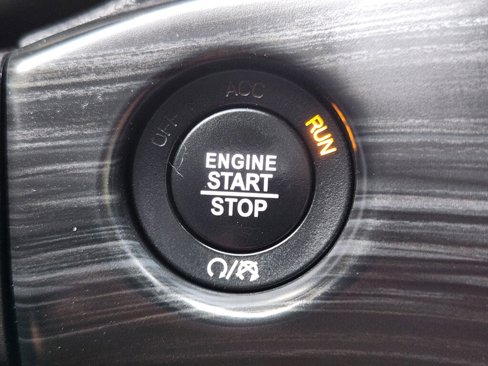 Used 2022 Jeep Grand Cherokee Laredo X image 25