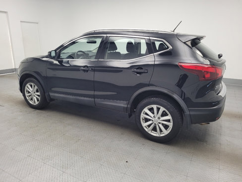 Used 2018 Nissan Rogue Sport SV image 3