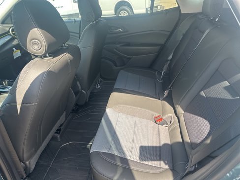 New 2025 Chevrolet Trax LT w/ Driver Confidence Package image 9