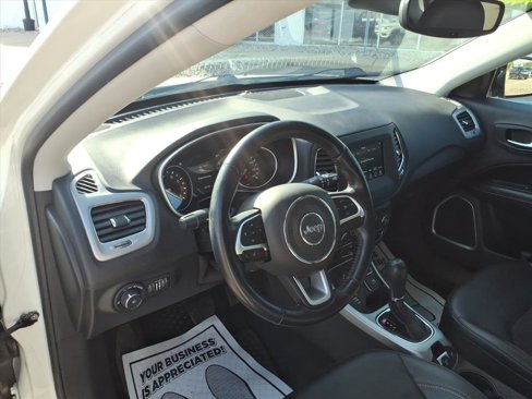 Used 2021 Jeep Compass Latitude w/ Convenience Group image 12