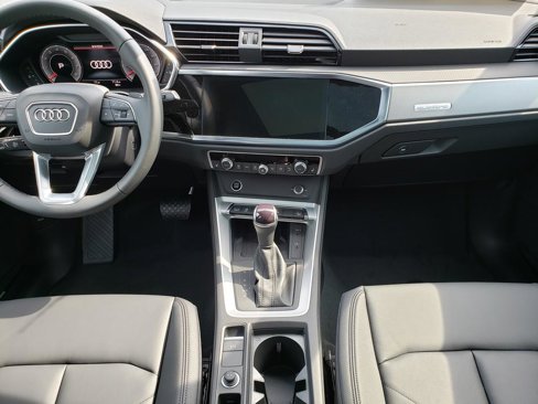 New 2025 Audi Q3 2.0T Premium Plus image 9