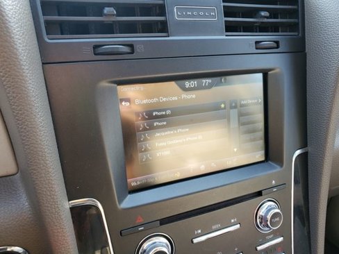 Used 2015 Lincoln Navigator L 4WD image 19