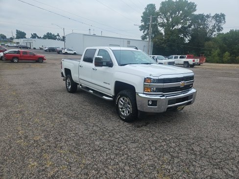 Used 2015 Chevrolet Silverado 2500 LTZ w/ Duramax Plus Package image 6