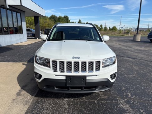 Used 2016 Jeep Compass Latitude image 6