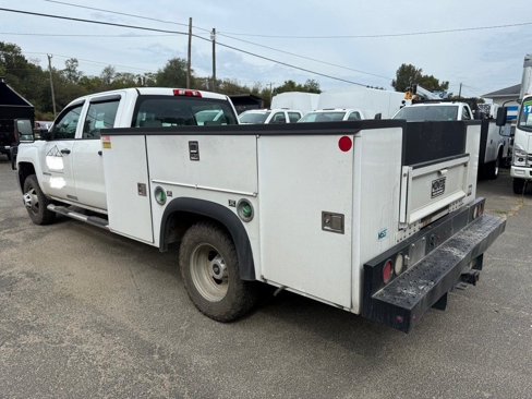 Used 2017 Chevrolet Silverado 3500 W/T w/ WT Convenience Package image 2